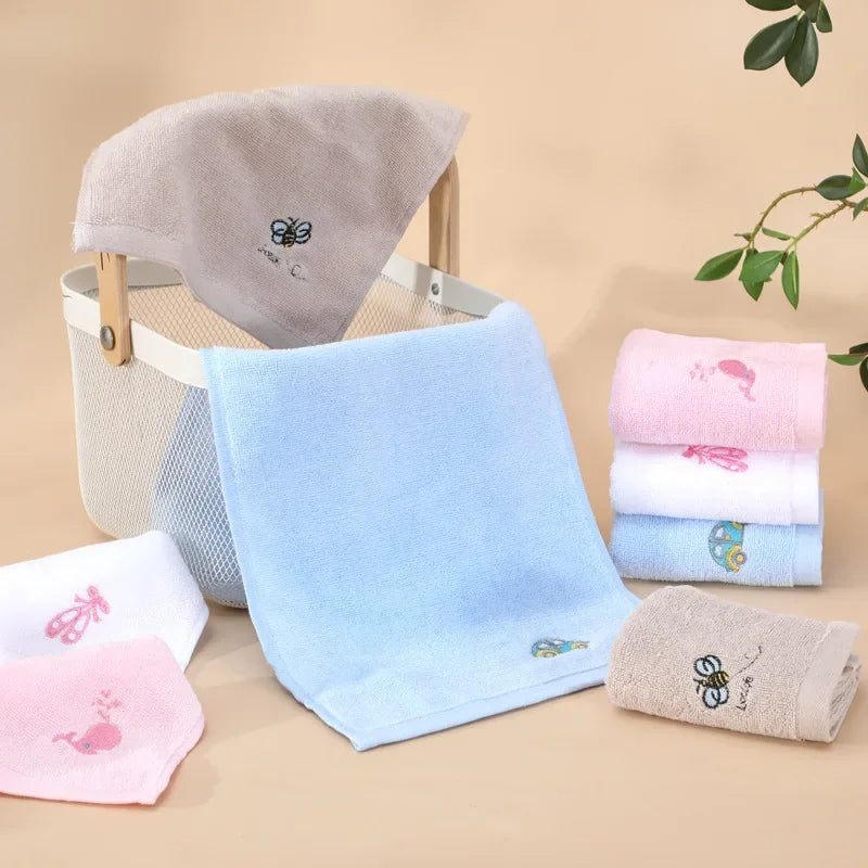 4pcs/lCartoon Embroidery Baby Hook Towel